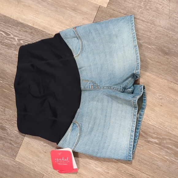 Isabel Maternity Shorts - Picture 1 of 4